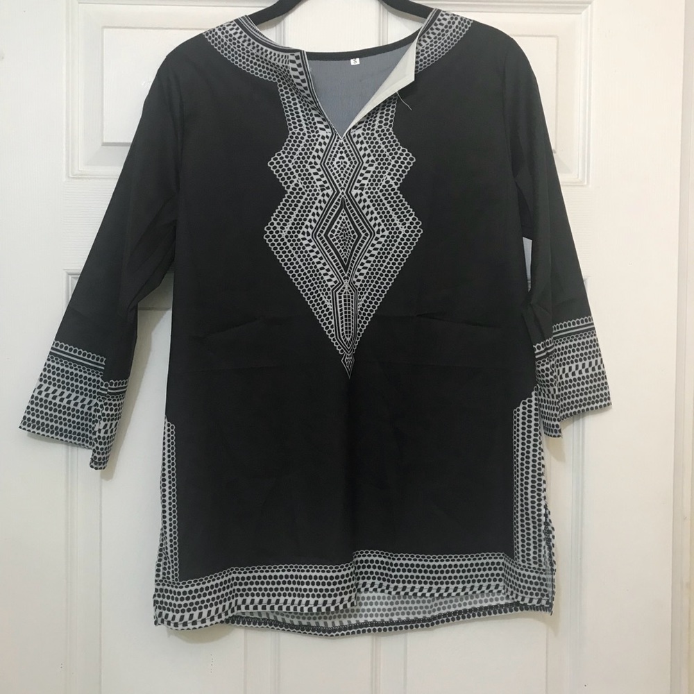 Women’s 3/4 Sleeve Silk Material Top sz Small